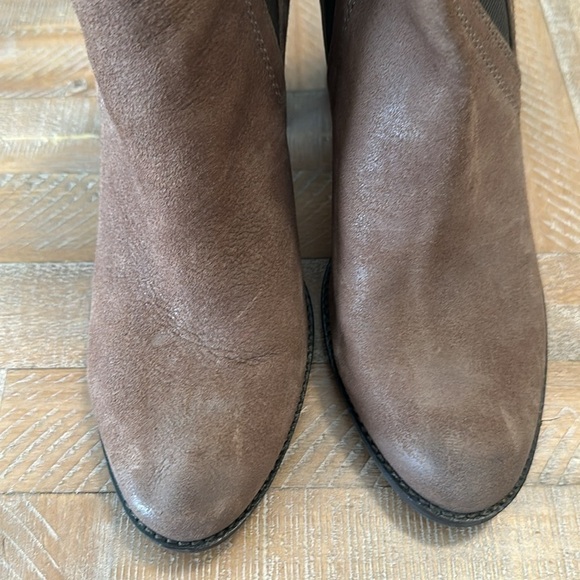 Franco Sarto Odette Suede Leather Almond Toe Block Heel Ankle Boot Bootie - Picture 4 of 8